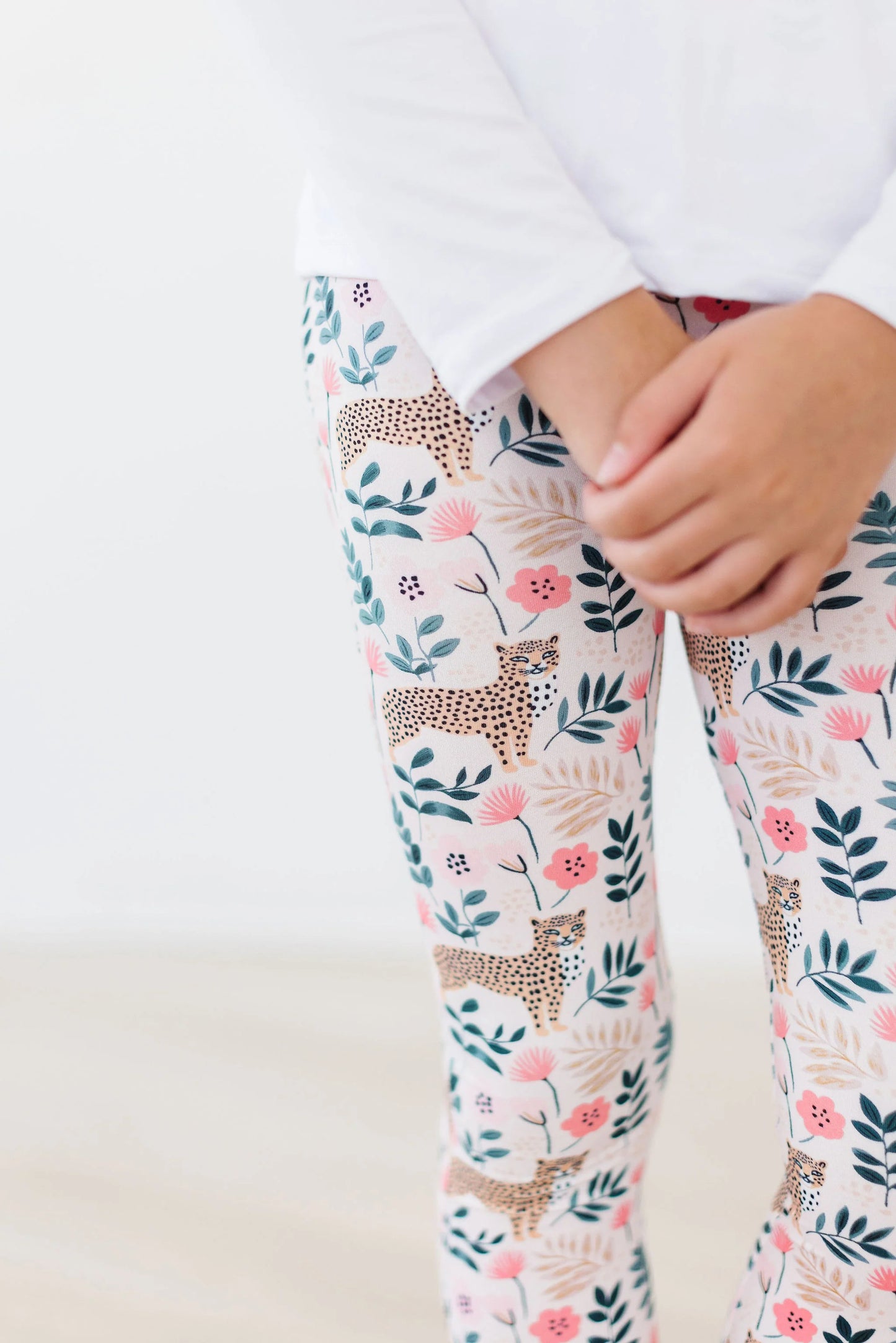 Soft Pink Cheetah Girl Leggings