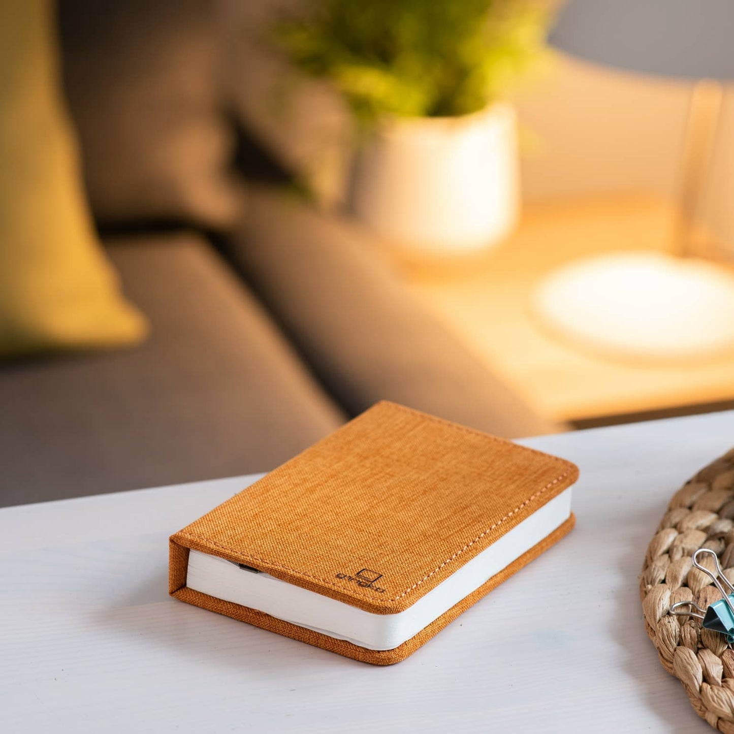 Linen Fabric Smart Book Light: Blush pink / Mini