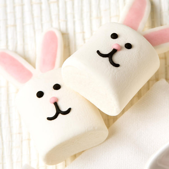 Bunny Hop Vanilla Marshmallow Candy in Gift Bag (each candy piece is individually wrapped) - Net Wt. 4.2 oz./120g Sugar (approximately 15 pcs)