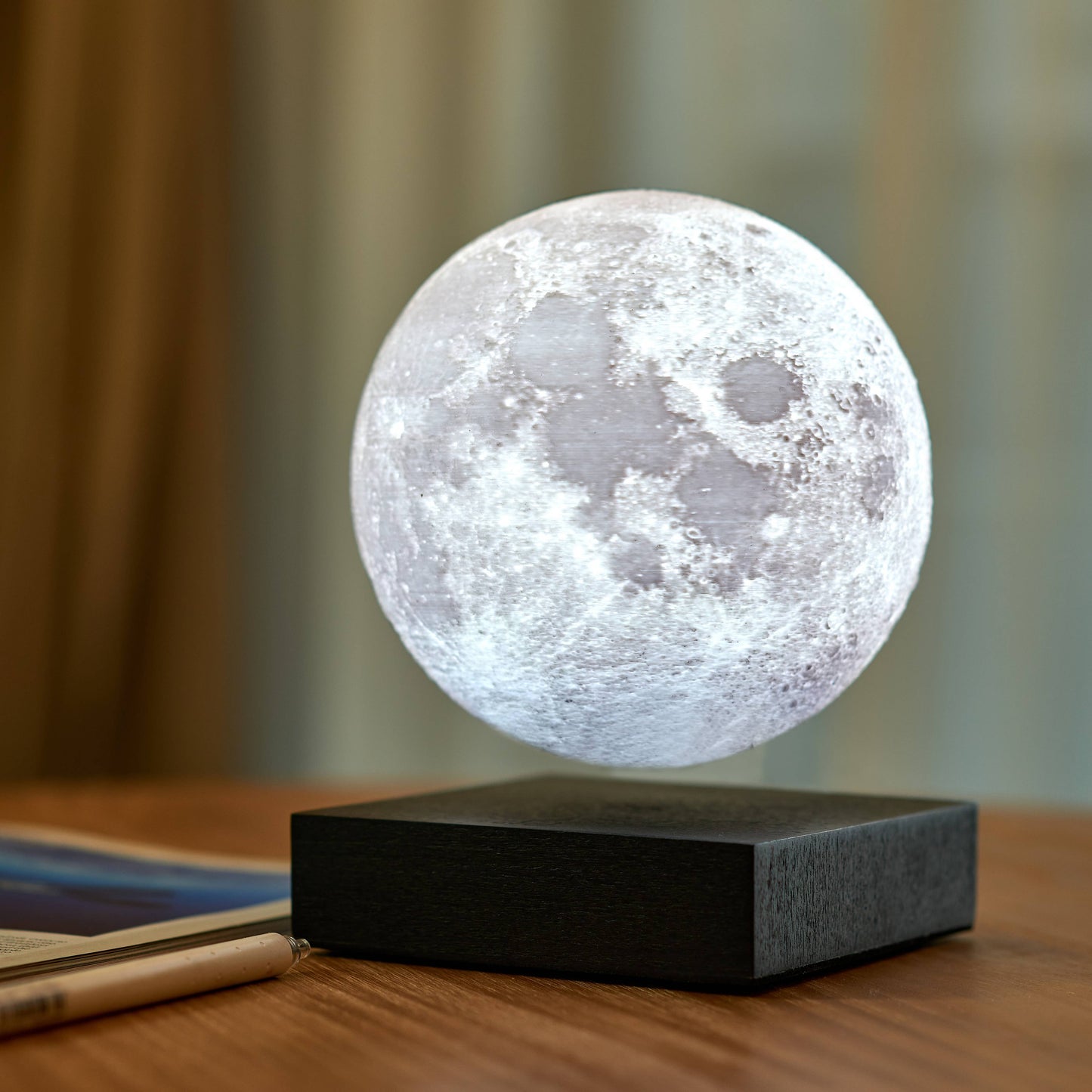 Gingko Smart Moon Lamp: Black