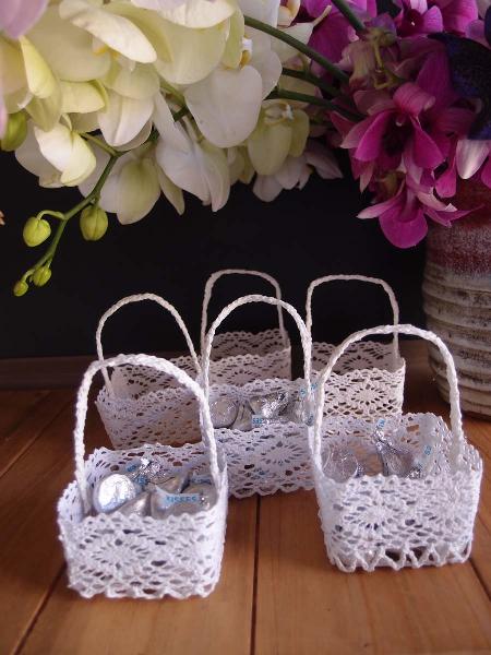 Mini Lace Favor Basket Set/6