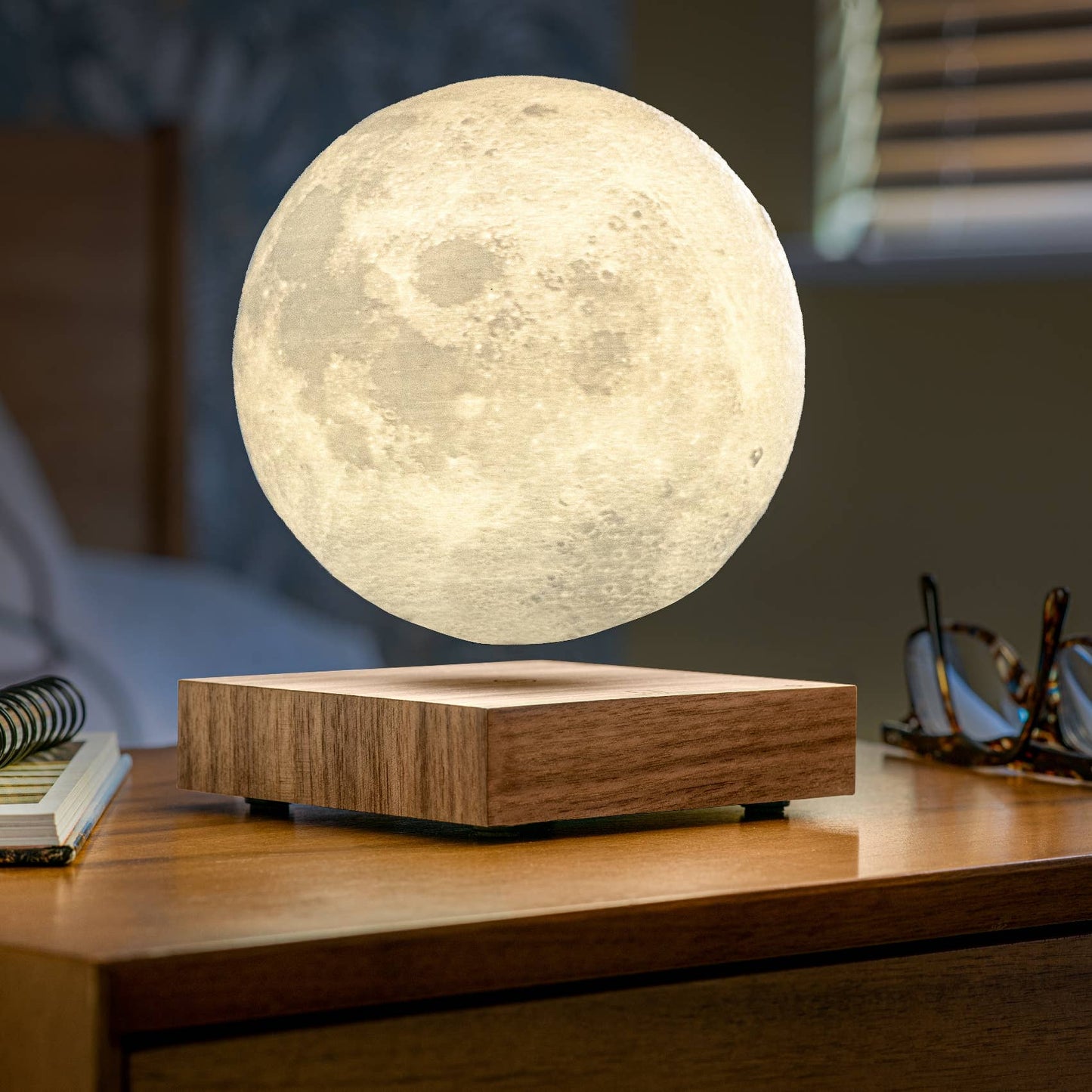 Gingko Smart Moon Lamp: Black