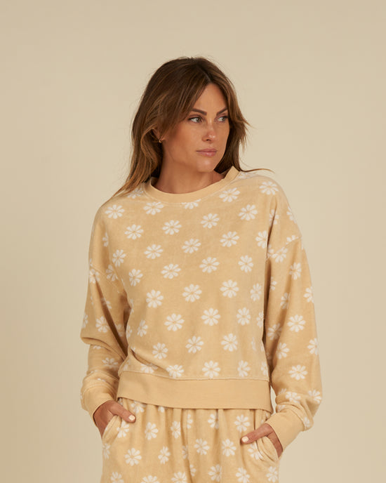 Adult Boxy Pullover in Daisy Floral
