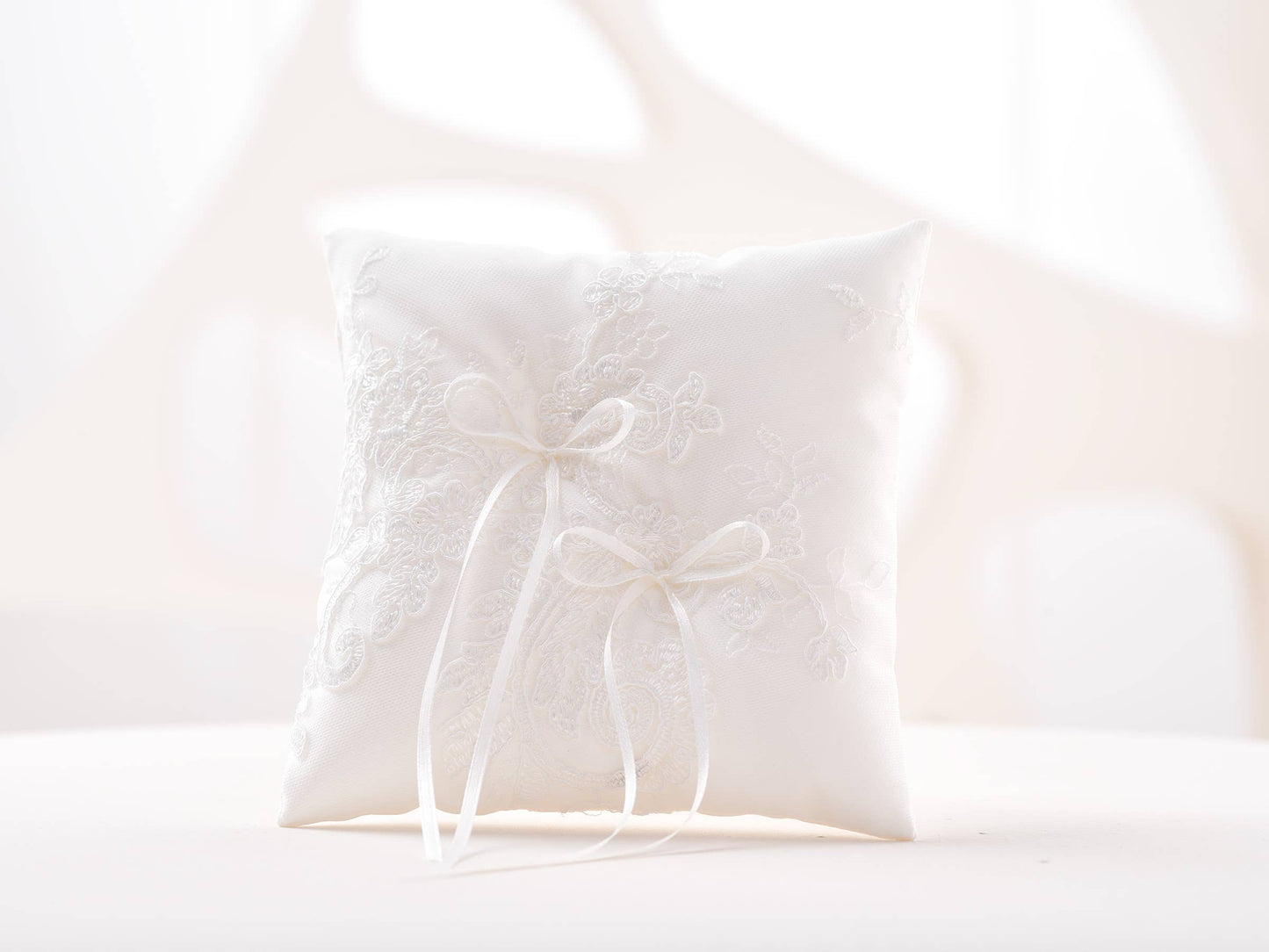 Double Bow Wedding ring pillow