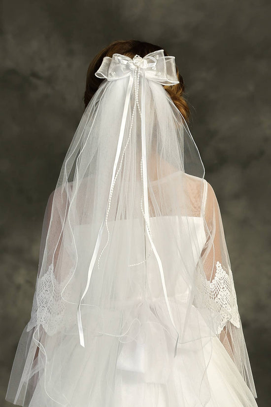 Layered Comb Veil Adorned with Bow and Pearls: WHITE